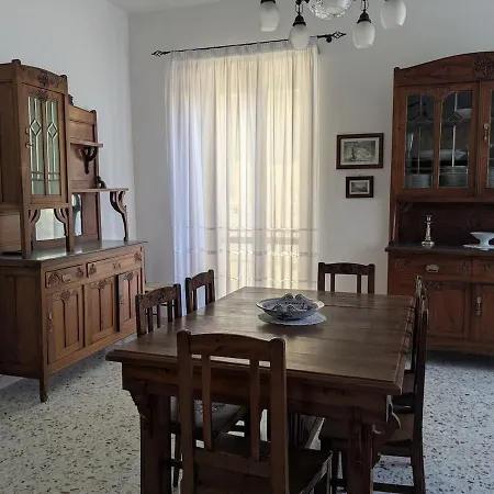 Spazioso In Centro Storico Apartman Tempio Pausania