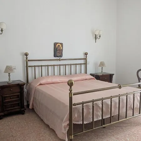 Spazioso In Centro Storico Apartment