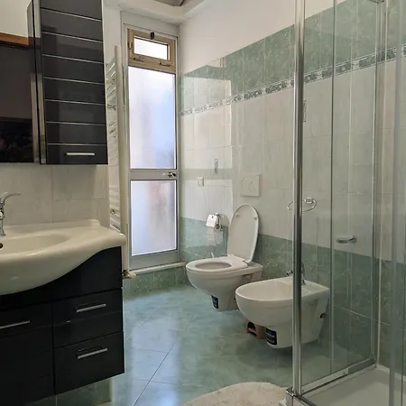 Spazioso In Centro Storico *